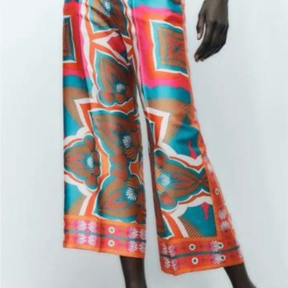 Zara Wide‎ Leg Palazzo Pants Sz Med Bright Floral Print Mod Flower Satin Look - Picture 1 of 14